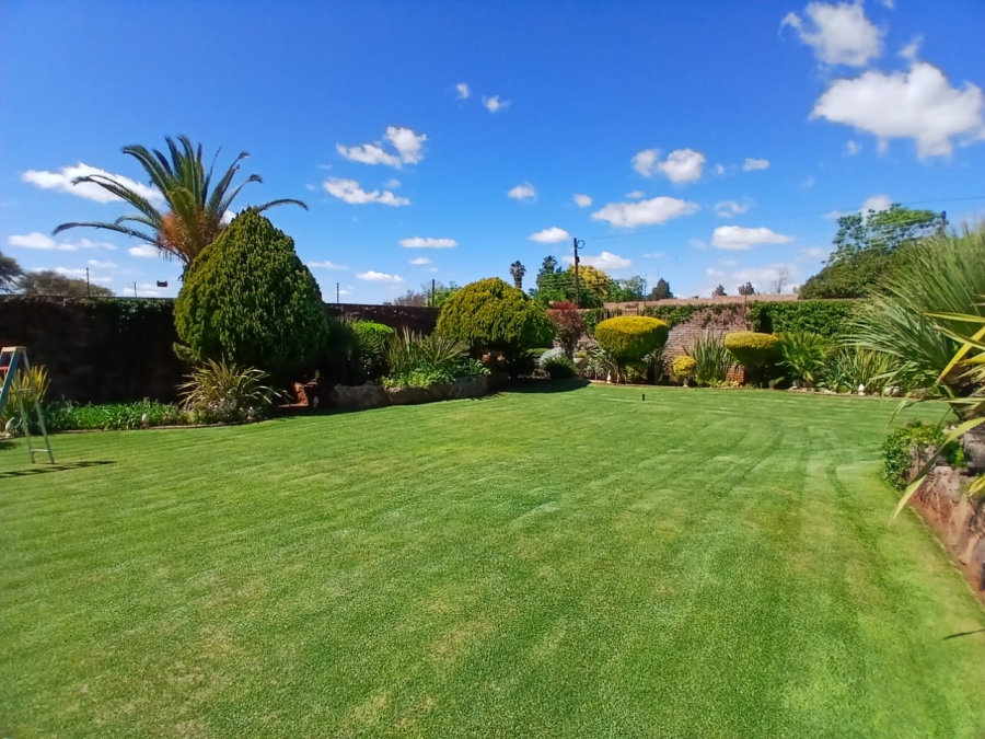 4 Bedroom Property for Sale in Kuruman Northern Cape